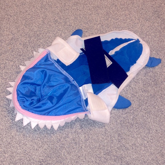 Pet Shark Costume Dog Halloween XS - Picture 4 of 7